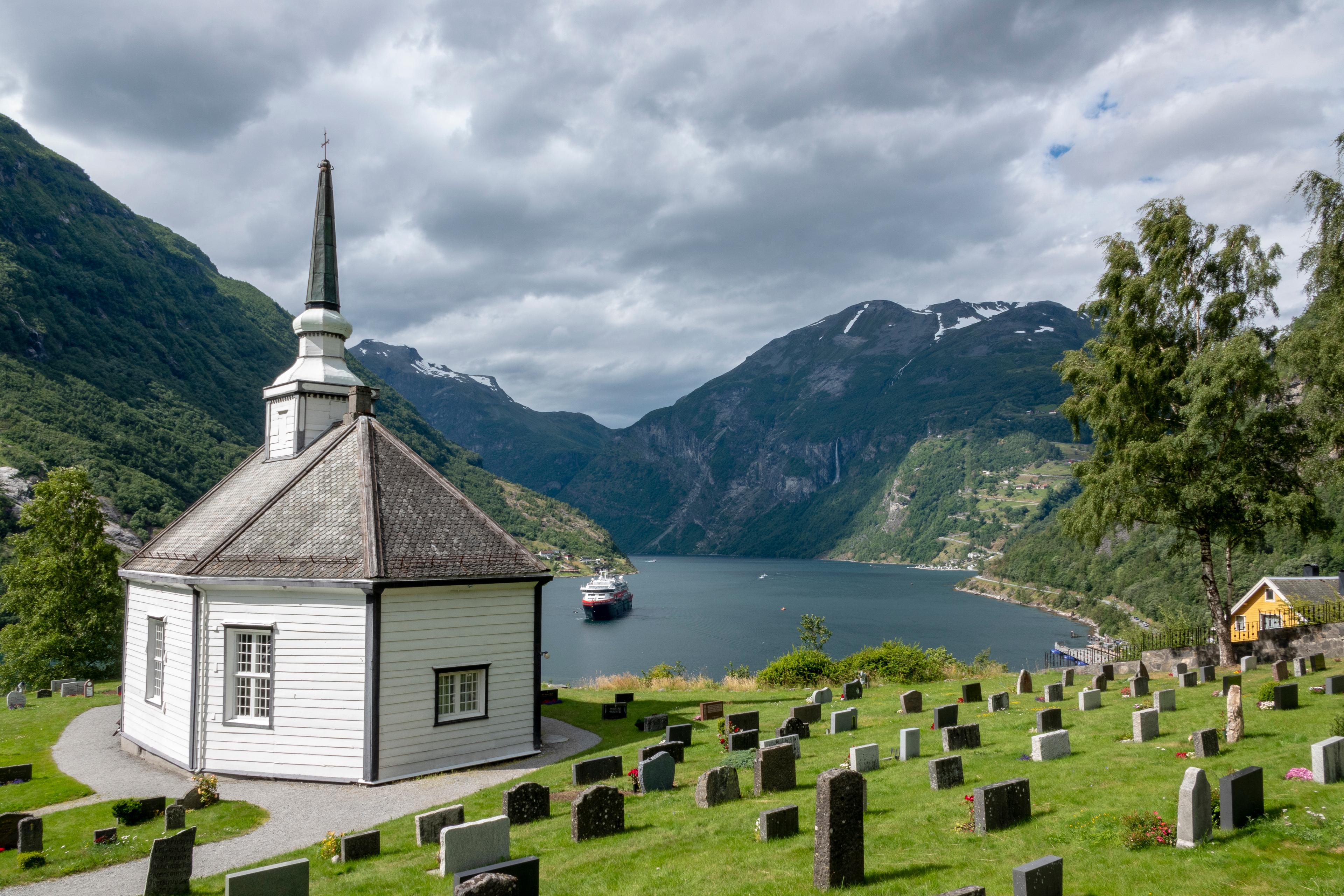 Southern Scandinavia - Archipelagos, Fjords and Quaint Fishing Towns - Small-Ship Expeditions background