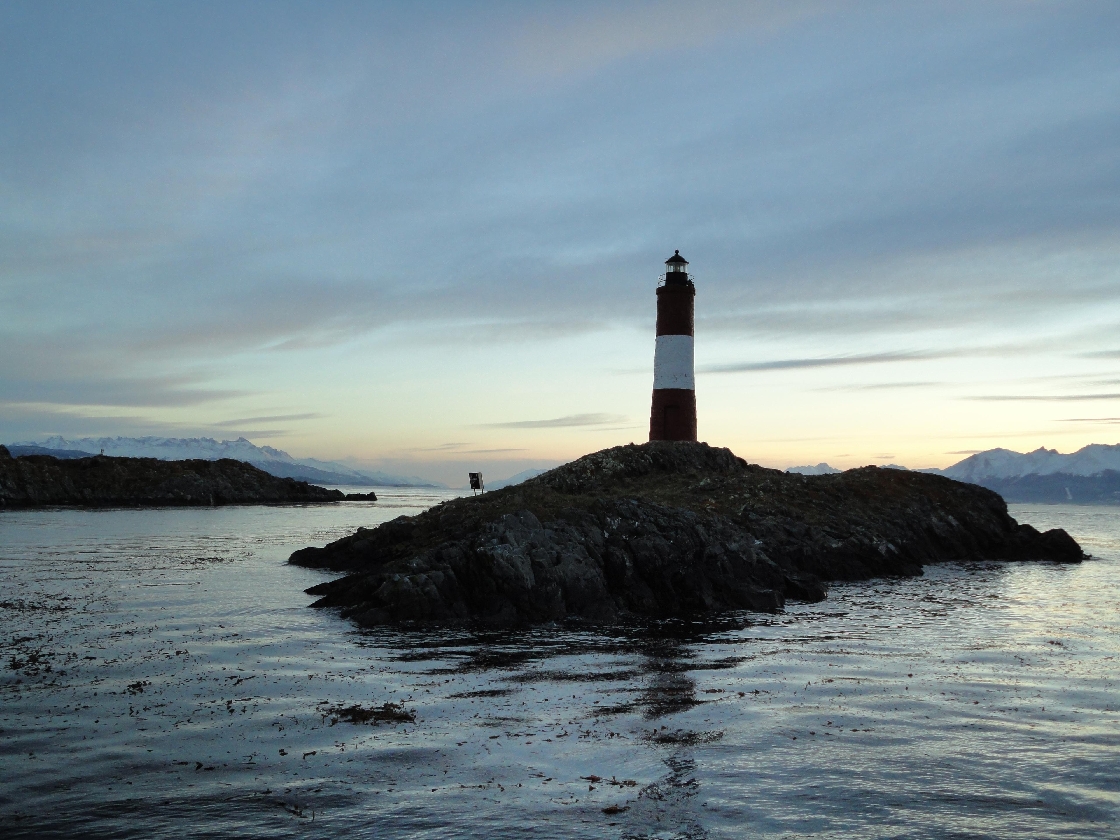Southern Patagonia Experience background