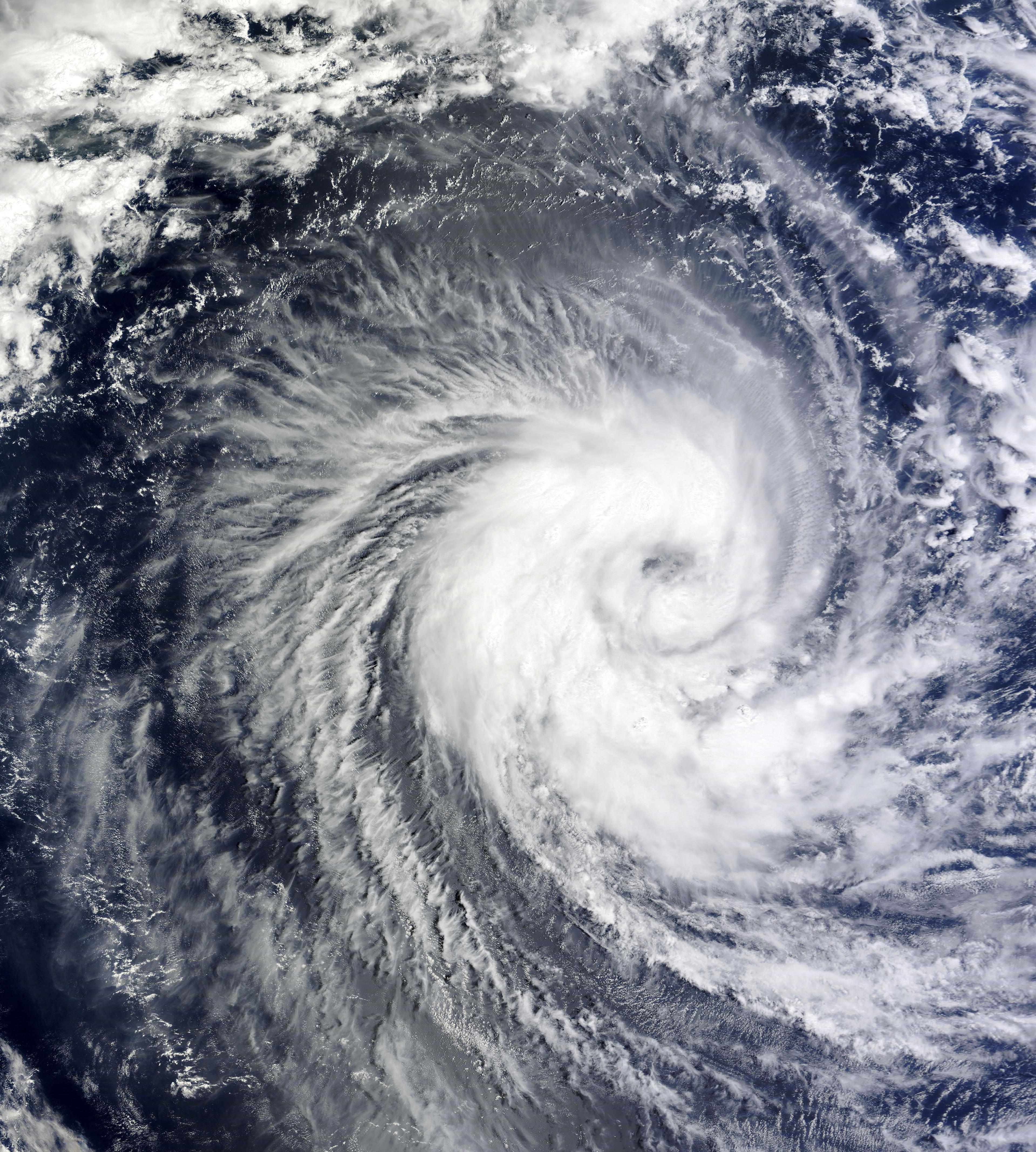Sailing Away from the Storm: Where to Cruise to Avoid Hurricane Season